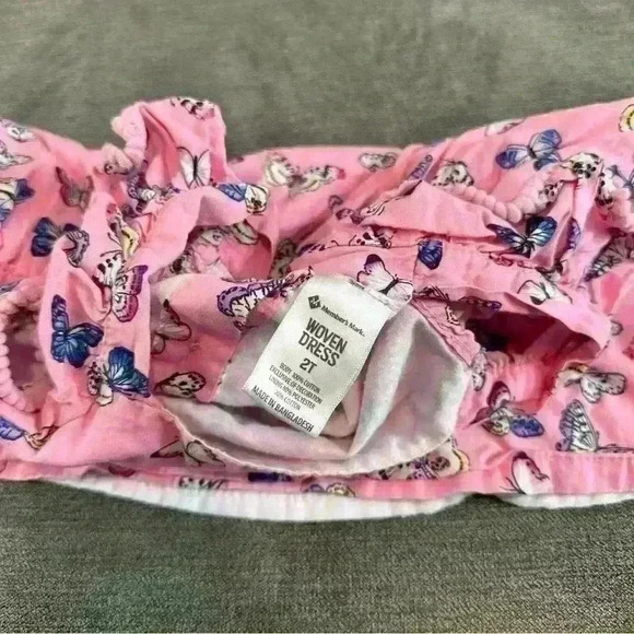 Members Mark Short Sleeve Woven Dress Pink with Butterflies Size 2T - Picture 3 of 4